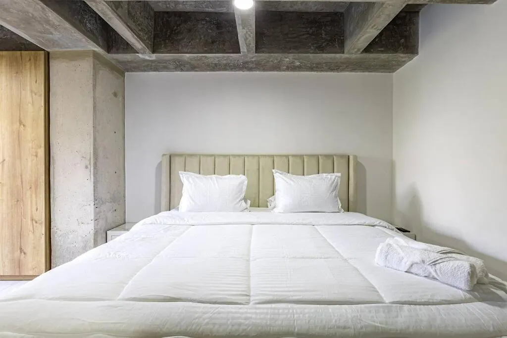 Apartamento Apto En Bosques De Avignon Medellín Colombia
