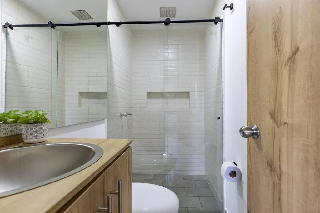 Apto En Bosques De Avignon Apartment Medellin