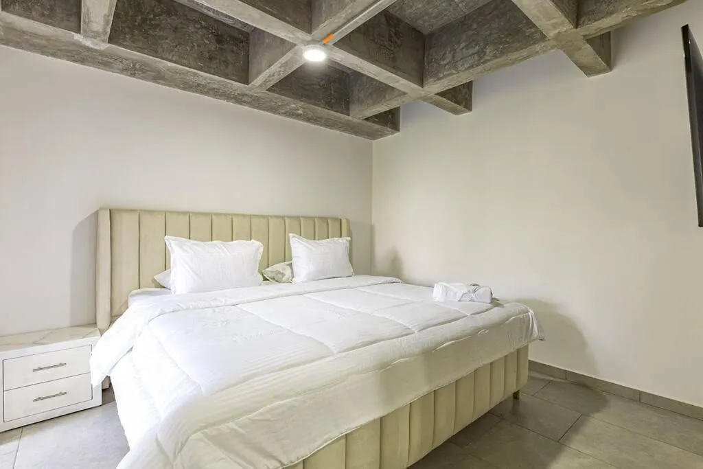 Apto En Bosques De Avignon Apartment Medellin