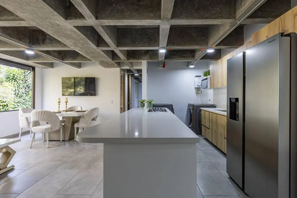 Apto En Bosques De Avignon Apartment Medellin