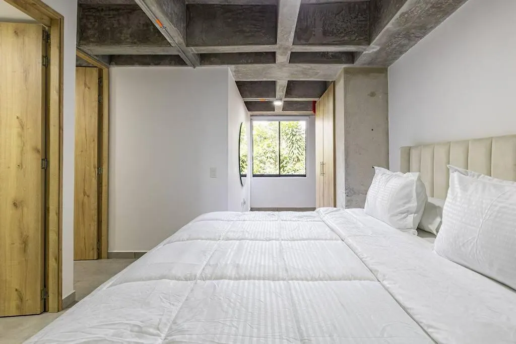 Apto En Bosques De Avignon Apartment Medellin