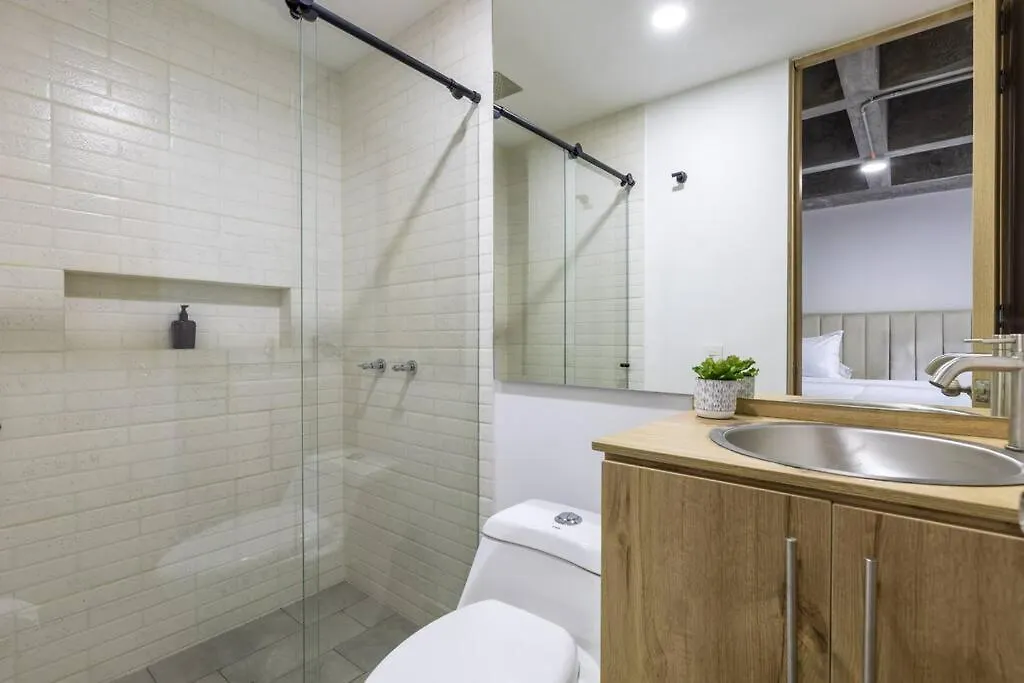Apto En Bosques De Avignon Apartment Medellin 0*,