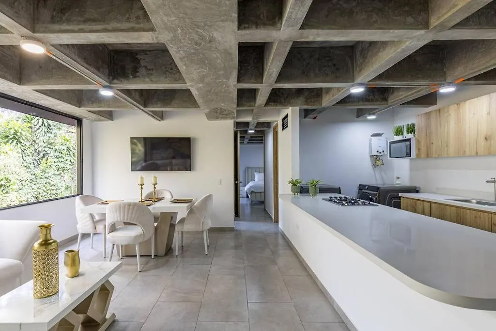 Apto En Bosques De Avignon Apartment Medellin
