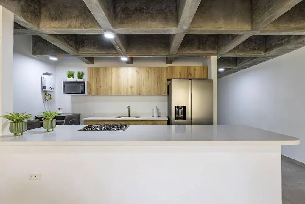 Apto En Bosques De Avignon Apartment Medellin